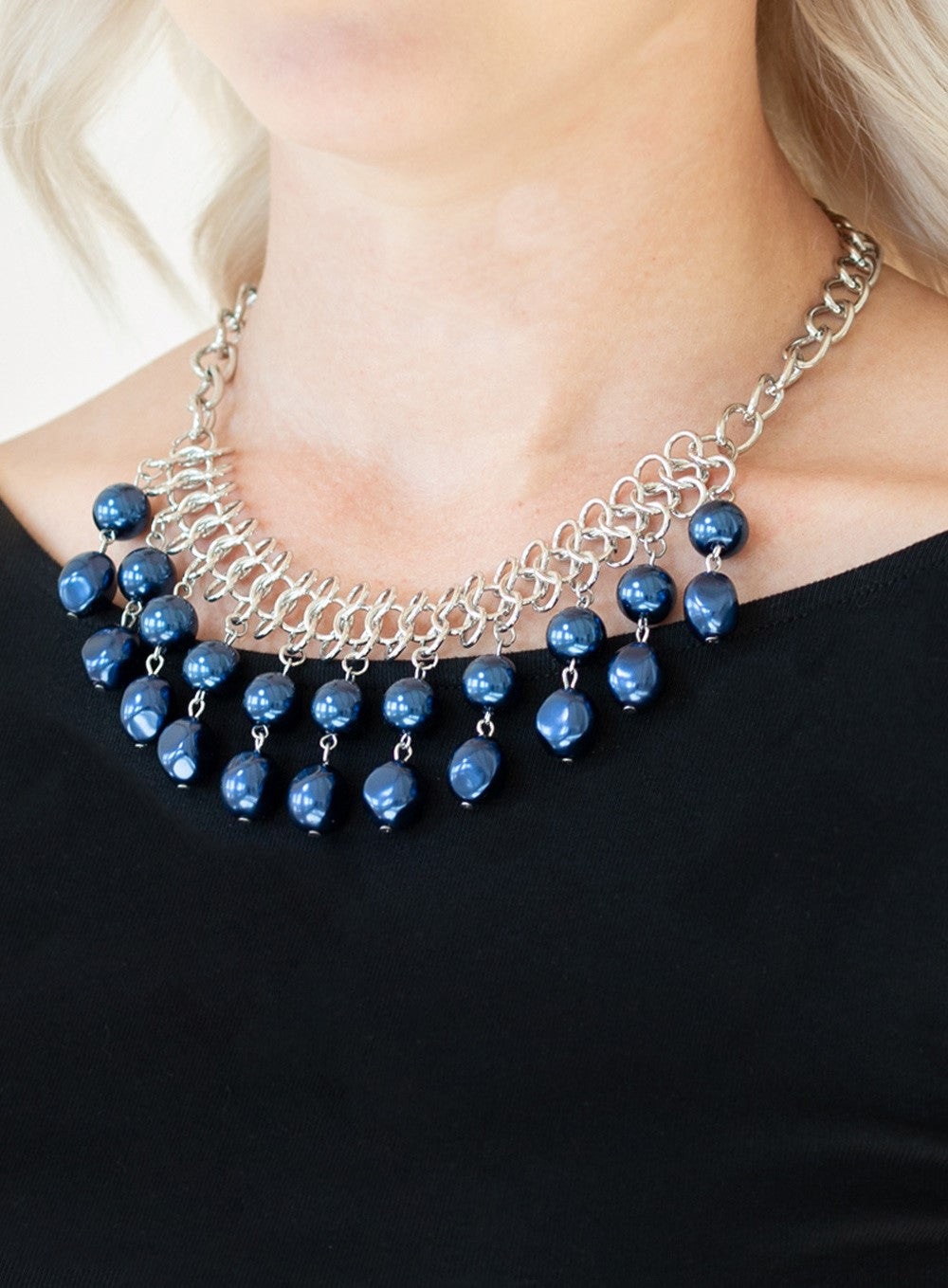5th Avenue Fleek Blue Necklace