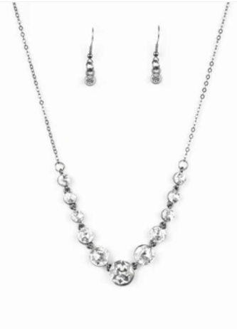 Leading Socialite Black Necklace