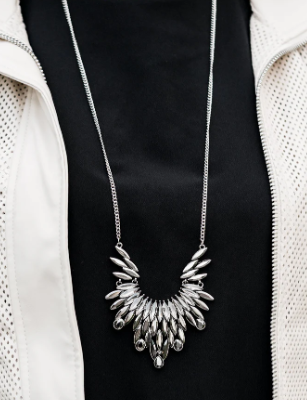 Leave It To LUXE Silver Necklace