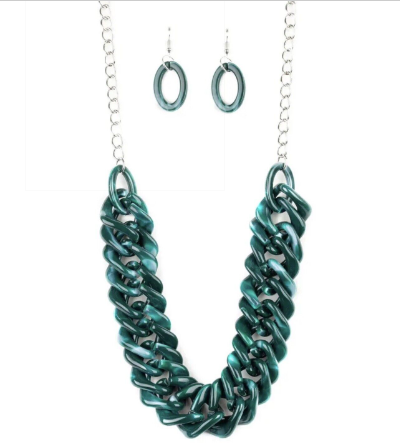 Comin' In HAUTE Green Acrylic Necklace