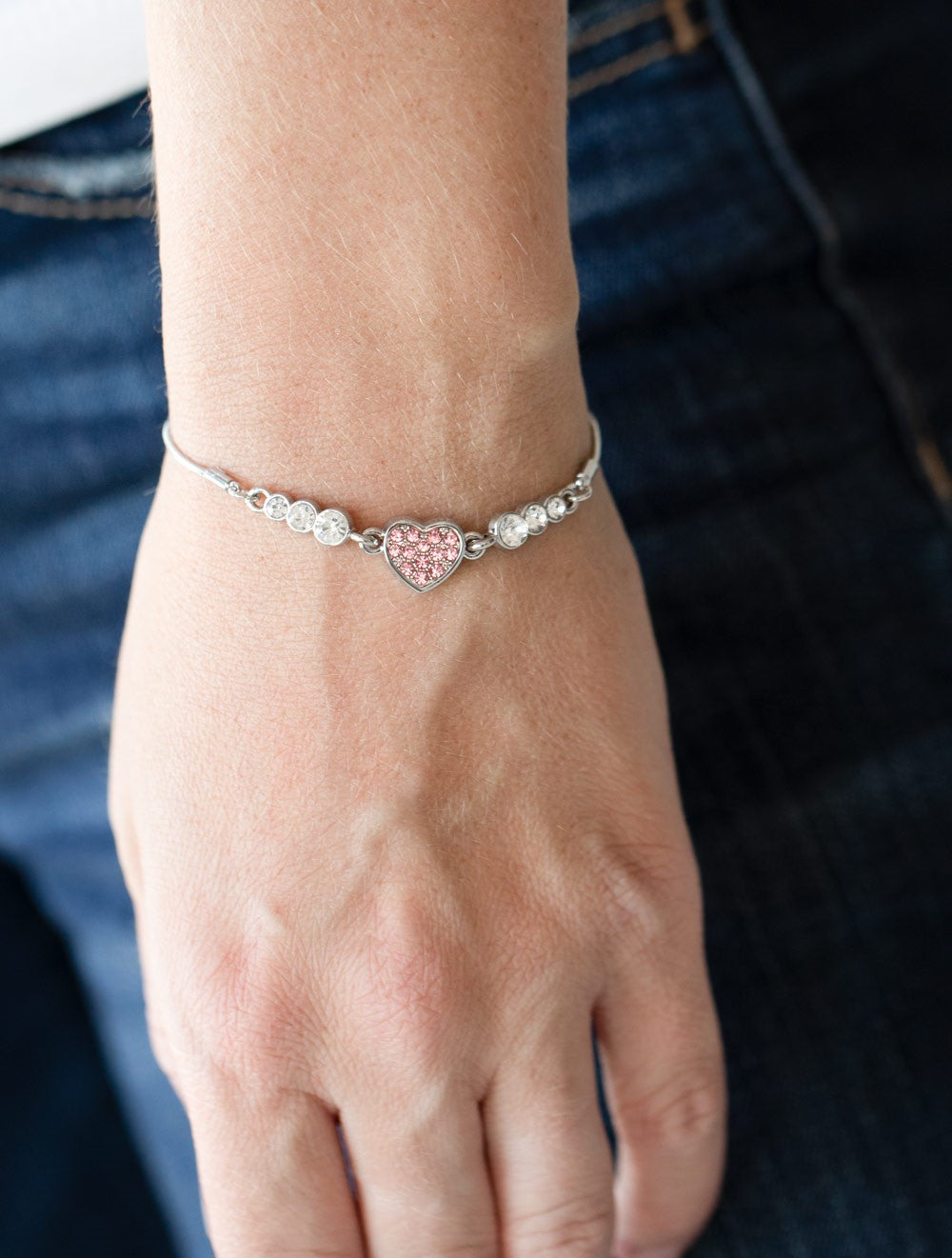 Big-Hearted Beam Pink Bracelet