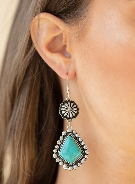 Country Cavalier Turquoise Crackle Stone Earrings