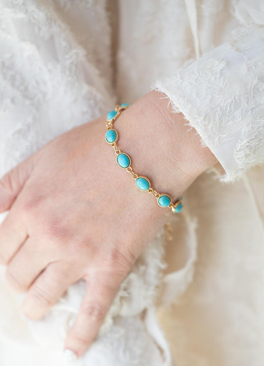 Desert Day Trip Turquoise Crackle Stone Bracelet