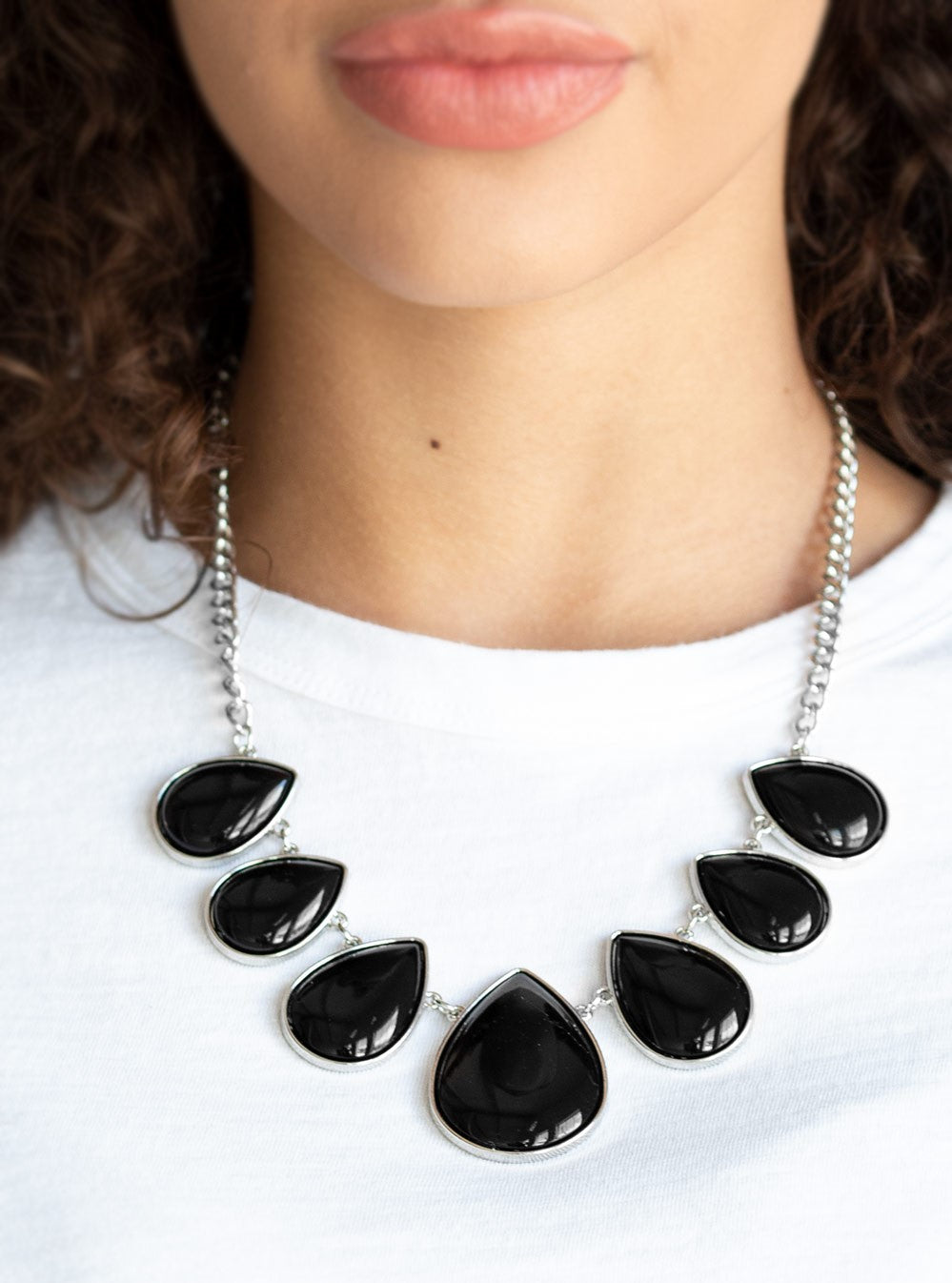 Drop Zone Black Necklace