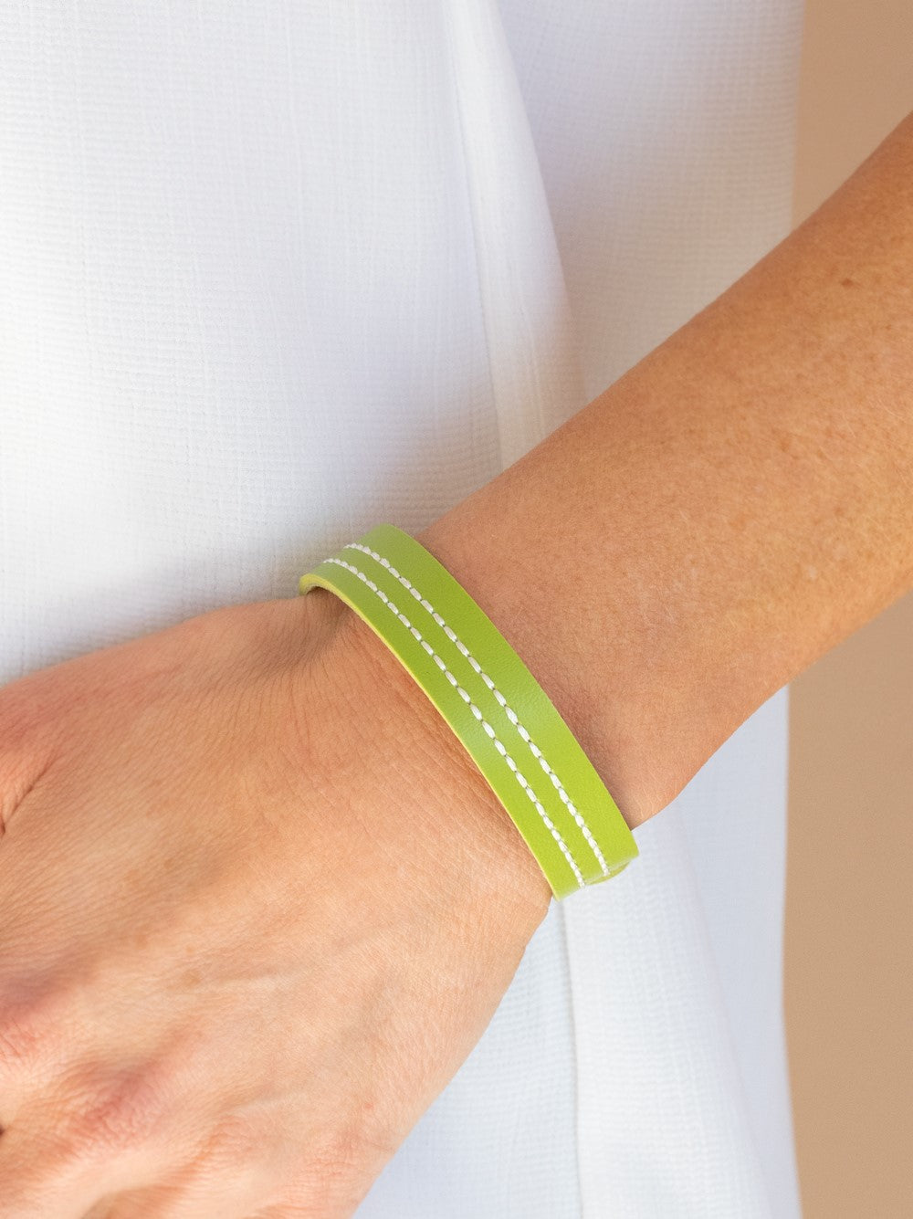 Life Is WANDER-ful Green Single Wrap Bracelet