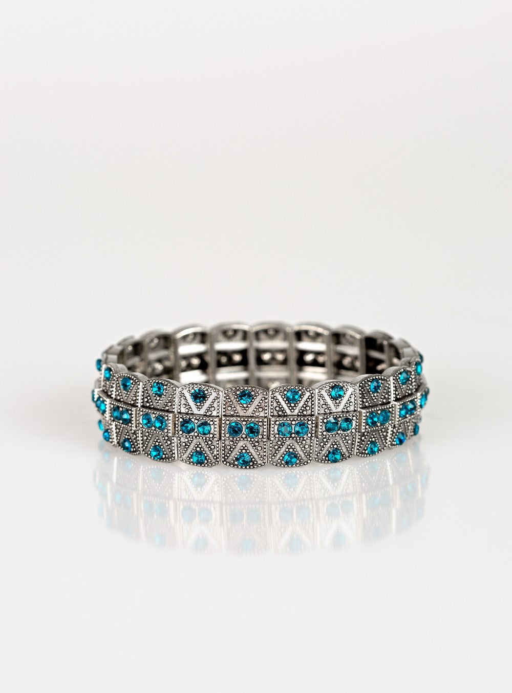 Modern Magnificence Blue Stretch Bracelet