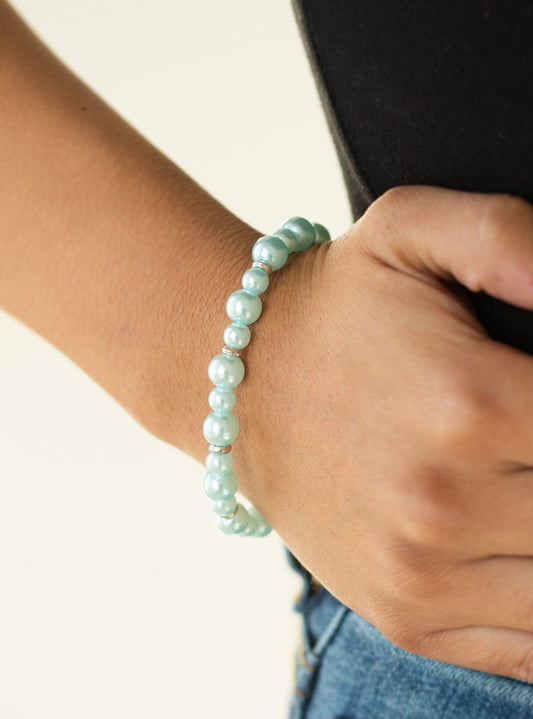 Powder And Pearls Blue Bracelet