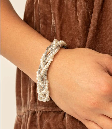 Vintage Variation White Bracelet